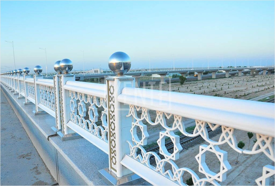 Yaya ve Köprü Korkulukları 14